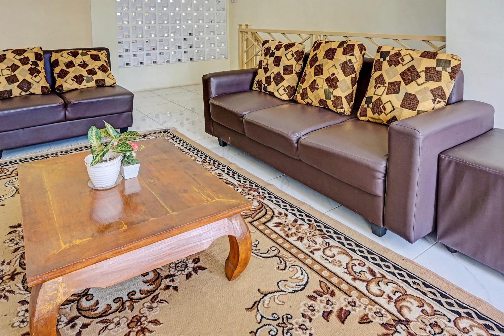 Oyo 91707 Jannah Homestay Syariah Dau Exteriér fotografie