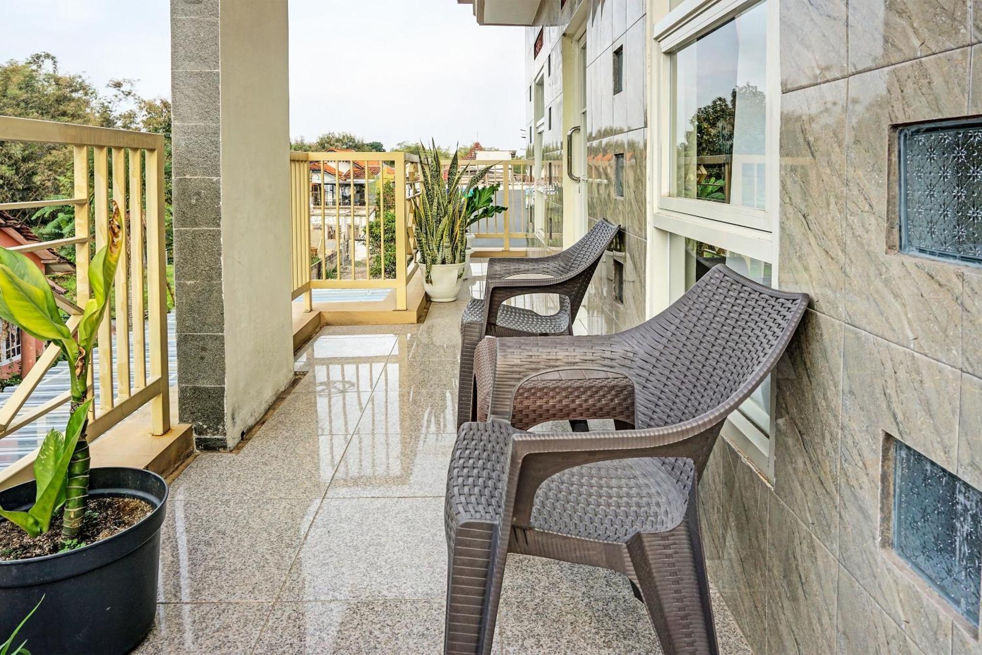 Oyo 91707 Jannah Homestay Syariah Dau Exteriér fotografie
